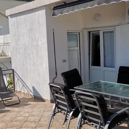 Apartments Mate Baska Voda Exterior photo